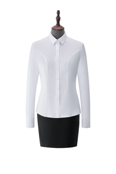 如何使女式襯衫更新穎，更醒目